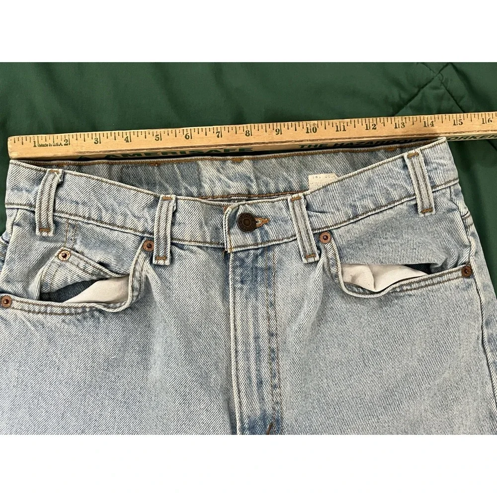 Vintage Levis 505 Regular Fit Straight Leg Jeans Light Wash Made in USA 33x30